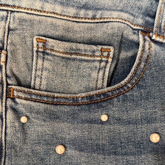 Chic Blue Pearl Flare Jeans - Picture 4 of 7